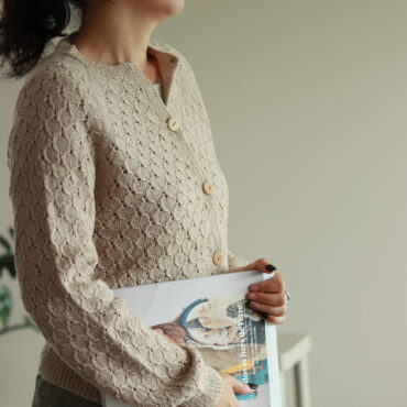 Yanyu, cardigan féminin tricoté en dentelle avec une construction top-down
