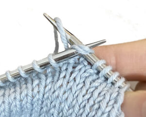 finition tricot propre