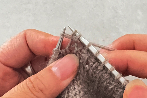 étape 3 tricoter une augmentation KFB